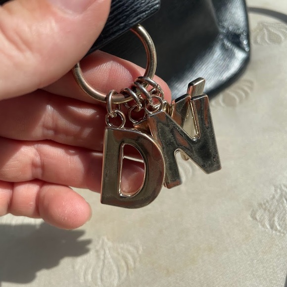 DKNY Paige Satchel in Black - Medium Size 👜👛👝 - Picture 10 of 11